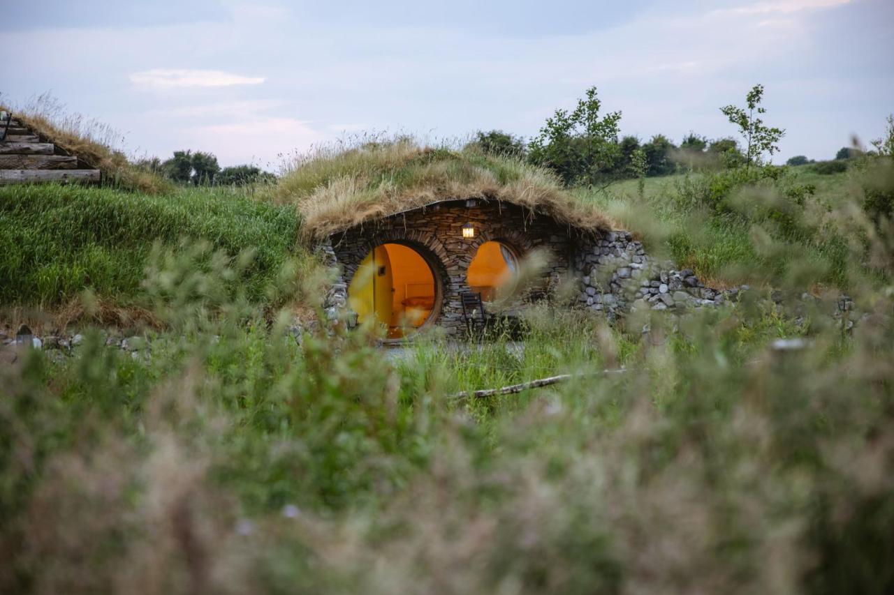 Mayo Glamping Castlebar Esterno foto